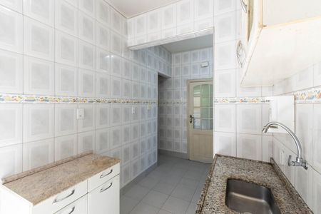 Apartamento à venda com 91m², 4 quartos e sem vagaCozinha