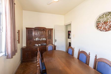 Apartamento à venda com 91m², 4 quartos e sem vagaSala de Jantar
