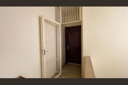 Hall de entrada de apartamento à venda com 4 quartos, 91m² em Vila Isabel, Rio de Janeiro