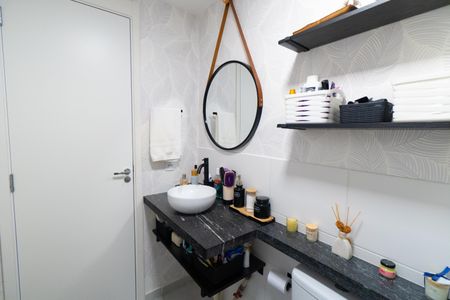 Banheiro de apartamento à venda com 2 quartos, 34m² em Vila Santa Catarina, São Paulo
