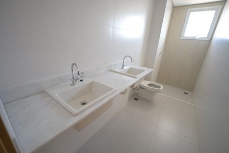 Apartamento à venda com 130m², 3 quartos e 2 vagas