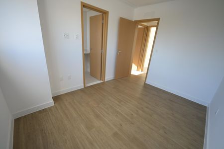 Apartamento à venda com 130m², 3 quartos e 2 vagas