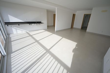 Apartamento à venda com 130m², 3 quartos e 2 vagas