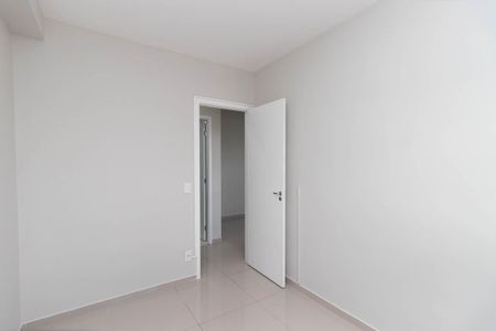 Quarto 1 de apartamento para alugar com 2 quartos, 43m² em Vila Gustavo, São Paulo
