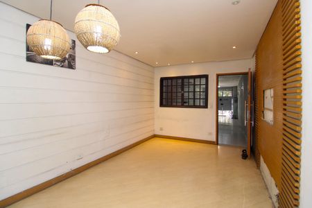 Casa à venda com 2 quartos, 2147483647m² em Cidade Intercap, Taboão da Serra