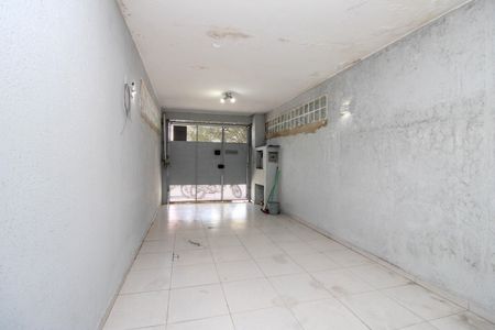 Garagem de casa à venda com 2 quartos, 2147483647m² em Cidade Intercap, Taboão da Serra