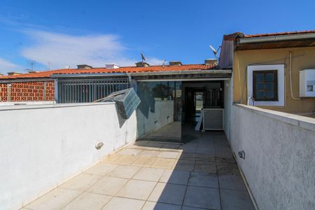 Casa à venda com 2147483650m², 2 quartos e 2 vagas Casa à venda com 2147483650m², 2 quartos e 2 vagasVaranda Quarto 2