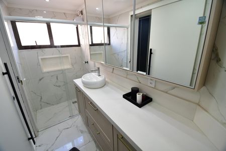 Banheiro Suíte de apartamento para alugar com 1 quarto, 72m² em Centro, Campinas
