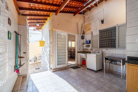 Casa à venda com 5 quartos, 172m² em Jardim do Lago, Campinas