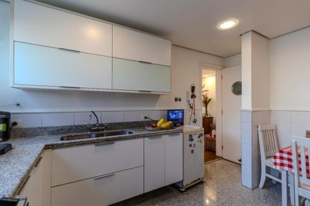 Casa à venda com 3 quartos, 152m² em Santo Amaro, São Paulo