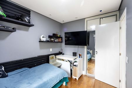 Apartamento à venda com 125m², 3 quartos e 2 vagasQuarto 2