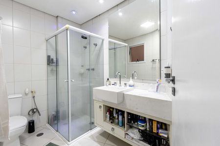 Apartamento à venda com 125m², 3 quartos e 2 vagasQuarto 1 - Banheiro da Suite