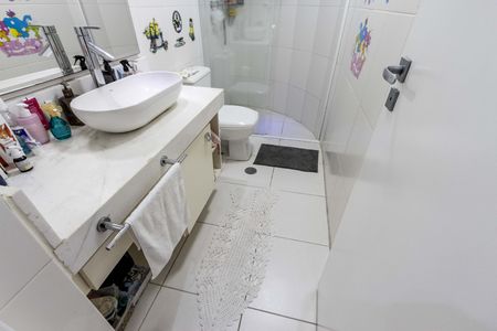 Apartamento à venda com 125m², 3 quartos e 2 vagasBanheiro do Corredor
