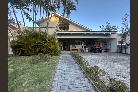 Garagem de casa de condomínio para alugar com 4 quartos, 500m² em Alphaville Residencial Um, Barueri