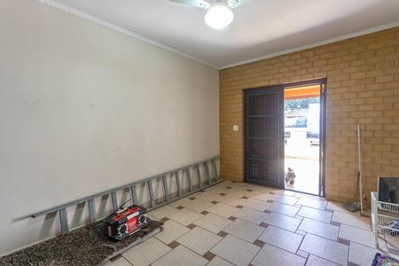 Casa à venda com 250m², 4 quartos e 2 vagas Casa à venda com 250m², 4 quartos e 2 vagasQuarto 2 ou sala