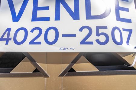 Placa código ACBY-717 de casa à venda com 4 quartos, 250m² em Vila Nogueira, Diadema
