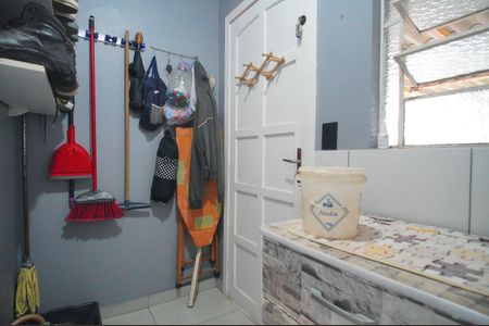 Casa à venda com 74m², 2 quartos e 1 vagaÁrea de Serviço