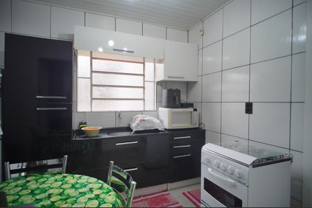 Casa à venda com 74m², 2 quartos e 1 vagaCozinha