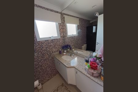 Apartamento à venda com 104m², 3 quartos e 2 vagas Apartamento à venda com 104m², 3 quartos e 2 vagasBanheiro