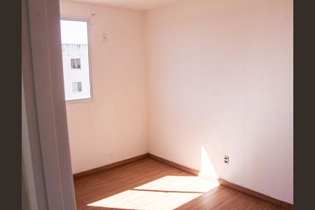 Quarto de apartamento para alugar com 2 quartos, 50m² em Santa Cruz, Rio de Janeiro