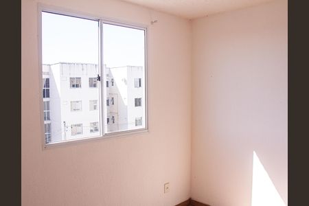 Quarto 2 de apartamento para alugar com 2 quartos, 50m² em Santa Cruz, Rio de Janeiro