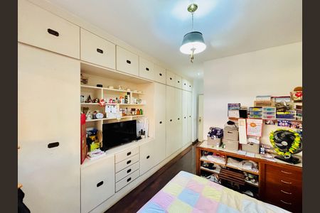 Apartamento à venda com 146m², 3 quartos e 1 vaga
