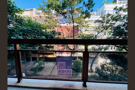 Apartamento à venda com 146m², 3 quartos e 1 vaga