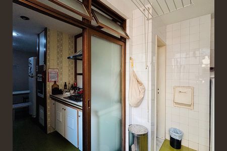 Apartamento à venda com 146m², 3 quartos e 1 vaga