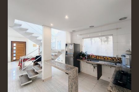 Casa à venda com 3 quartos, 250m² em Vila Maringa, Jundiaí