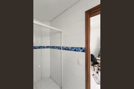 Casa à venda com 250m², 3 quartos e 2 vagas