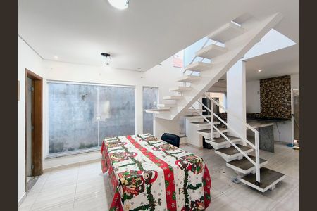 Casa à venda com 3 quartos, 250m² em Vila Maringa, Jundiaí