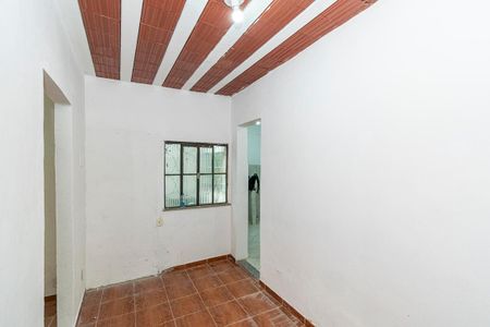 Casa para alugar com 35m², 1 quarto e sem vaga Casa para alugar com 35m², 1 quarto e sem vagaSala de Jantar