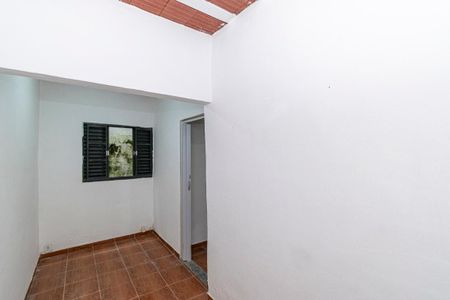 Suíte de casa para alugar com 1 quarto, 35m² em Vila Kosmos, Rio de Janeiro