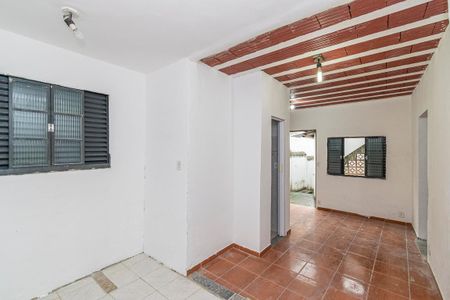 Casa para alugar com 1 quarto, 35m² em Vila Kosmos, Rio de Janeiro