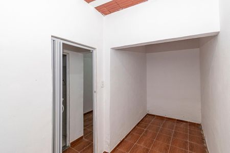 Casa para alugar com 35m², 1 quarto e sem vaga Casa para alugar com 35m², 1 quarto e sem vagaSuíte