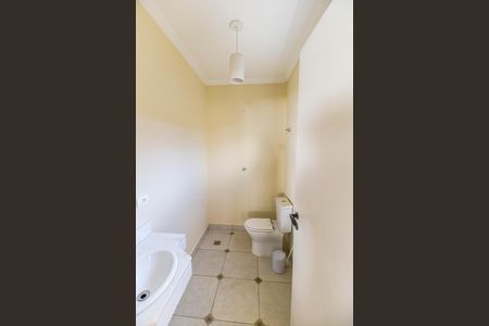 Banheiro de casa de condomínio à venda com 4 quartos, 600m² em Jardim do Golf I, Barueri
