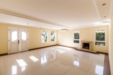 Casa de Condomínio à venda com 4 quartos, 600m² em Jardim do Golf I, Barueri