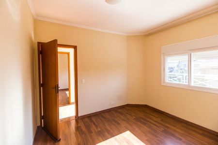 Casa de condomínio à venda com 600m², 4 quartos e 4 vagas Casa de condomínio à venda com 600m², 4 quartos e 4 vagasSuíte 2