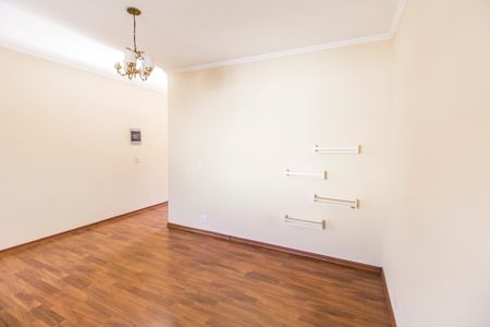 Casa de condomínio à venda com 600m², 4 quartos e 4 vagas Casa de condomínio à venda com 600m², 4 quartos e 4 vagasSala