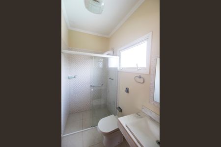 Casa de condomínio à venda com 600m², 4 quartos e 4 vagas Casa de condomínio à venda com 600m², 4 quartos e 4 vagasBanheiro da Suíte