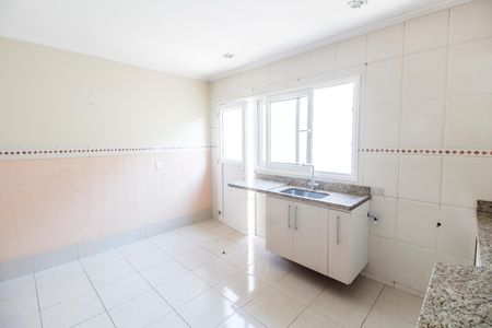 Casa de condomínio à venda com 600m², 4 quartos e 4 vagas Casa de condomínio à venda com 600m², 4 quartos e 4 vagasCozinha