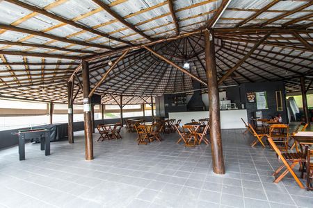 Casa de condomínio à venda com 600m², 4 quartos e 4 vagas Casa de condomínio à venda com 600m², 4 quartos e 4 vagasÁrea gourmet