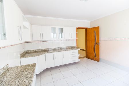 Casa de condomínio à venda com 600m², 4 quartos e 4 vagas Casa de condomínio à venda com 600m², 4 quartos e 4 vagasCozinha