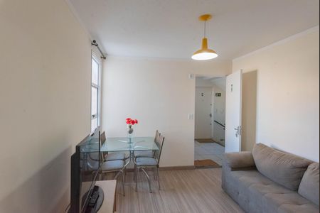 Apartamento para alugar com 48m², 2 quartos e 1 vaga Apartamento para alugar com 48m², 2 quartos e 1 vagaSala