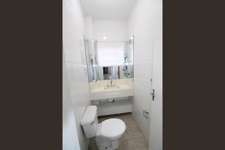 Banheiro 1 de casa para alugar com 1 quarto, 90m² em Jardim Esplanada, São José dos Campos