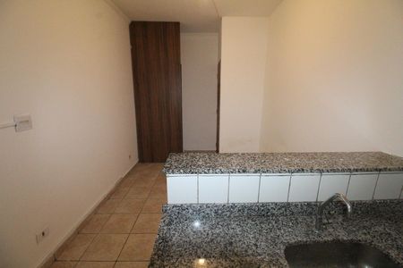 Casa para alugar com 90m², 1 quarto e 2 vagasCozinha