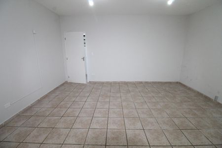 Casa para alugar com 90m², 1 quarto e 2 vagasQuarto