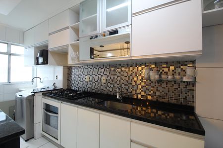 Apartamento à venda com 51m², 2 quartos e 1 vagaCozinha