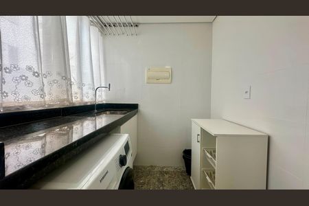 Apartamento à venda com 57m², 1 quarto e 2 vagas Apartamento à venda com 57m², 1 quarto e 2 vagasÁrea de serviço