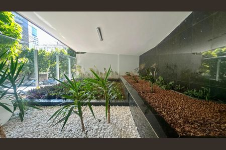 Apartamento à venda com 57m², 1 quarto e 2 vagas Apartamento à venda com 57m², 1 quarto e 2 vagasFrente do prédio